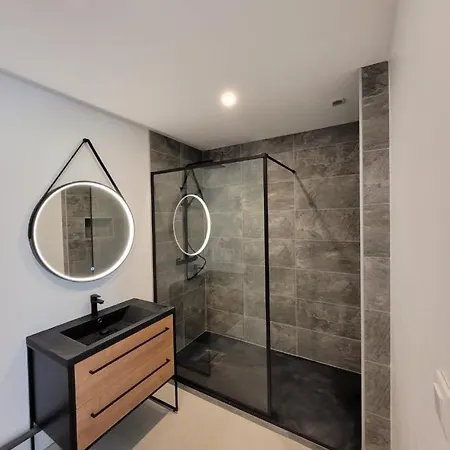 בית נופש Maison La Ribieira *
